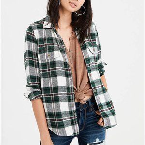 American Eagle Outfitters- Green- Ahhmazingly Soft Flannel